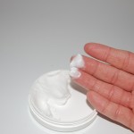 DIY Night Cream for Moisturization thumbnail